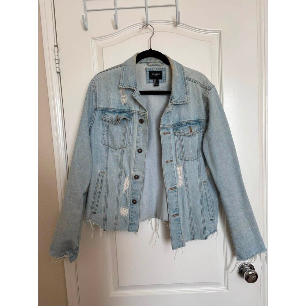 Forever 21 Men's Distressed Denim Jacket Size M